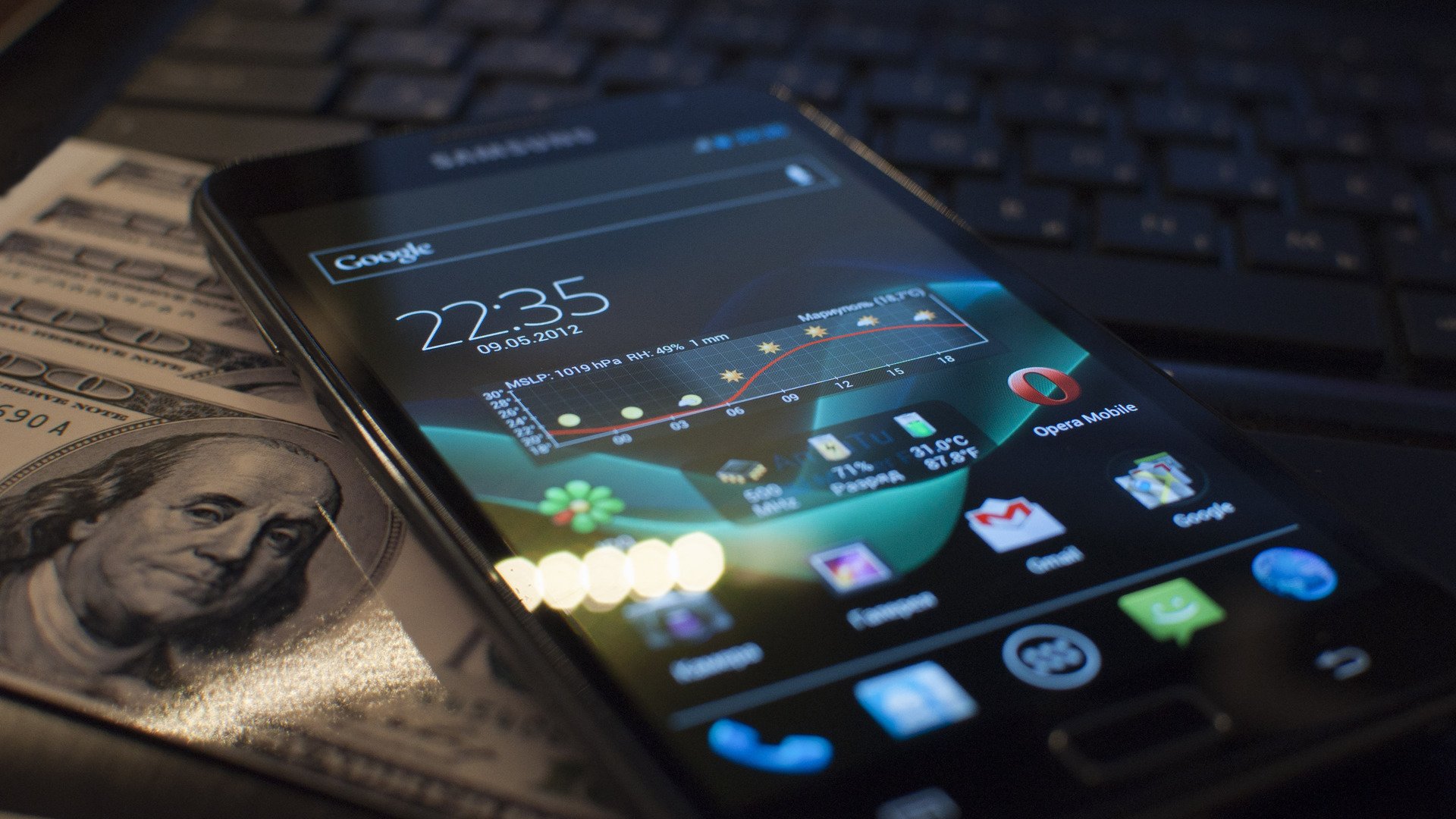 上海办公室装修：三星Galaxy Z Fold2 5G领衔新一代可折叠手机，华为Mate X2仍沿用卷曲屏设计